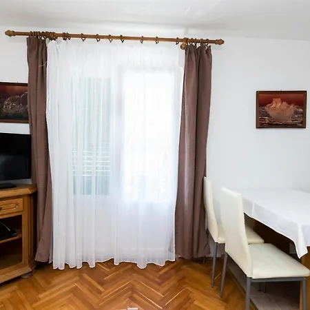 Zdenka Apartment