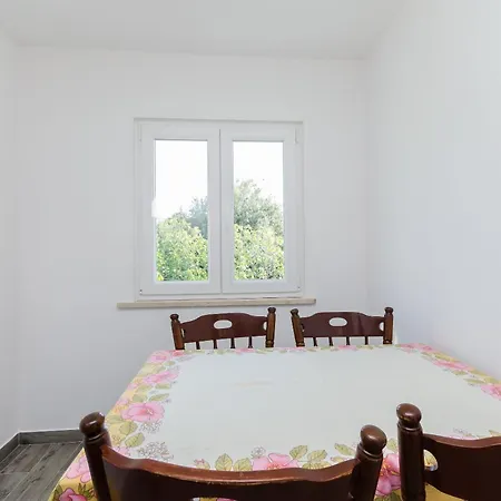 Zdenka Apartment